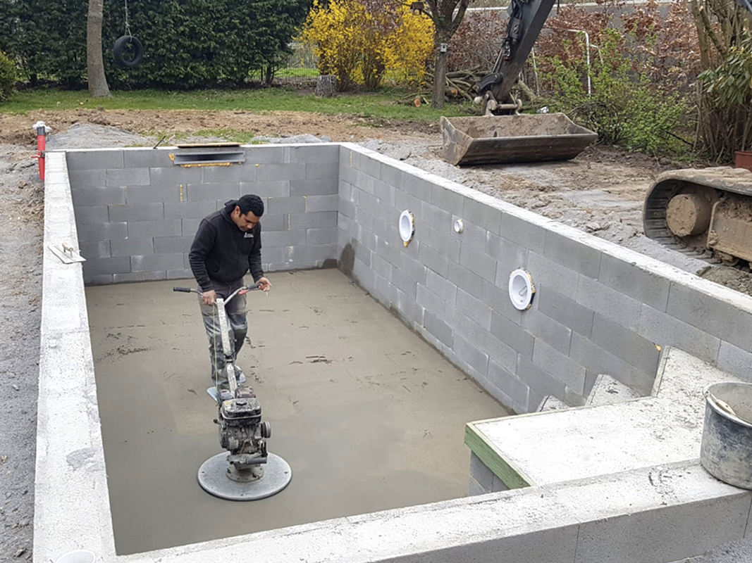 Piscine en construction